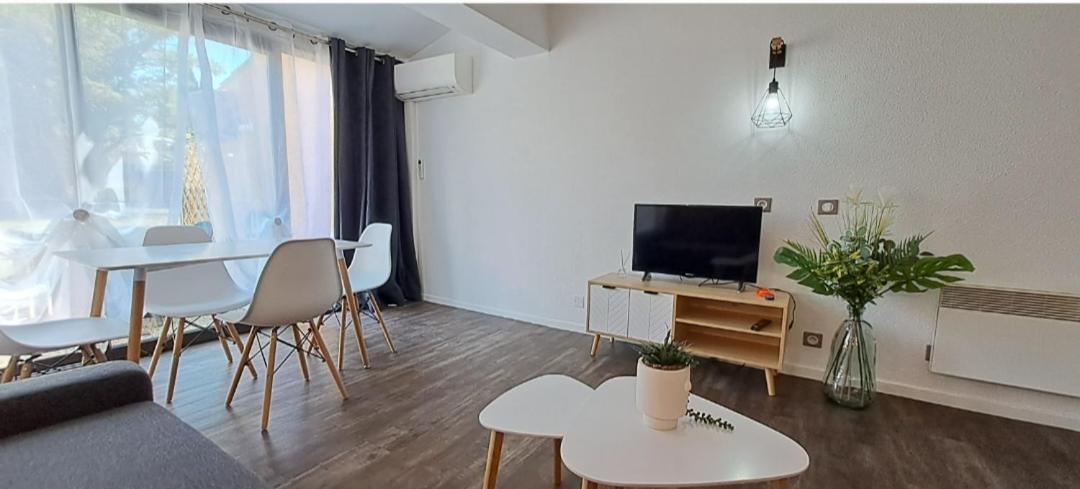 Appartement Residence De Vacances Les Hameaux De Camargue 아흘르 외부 사진